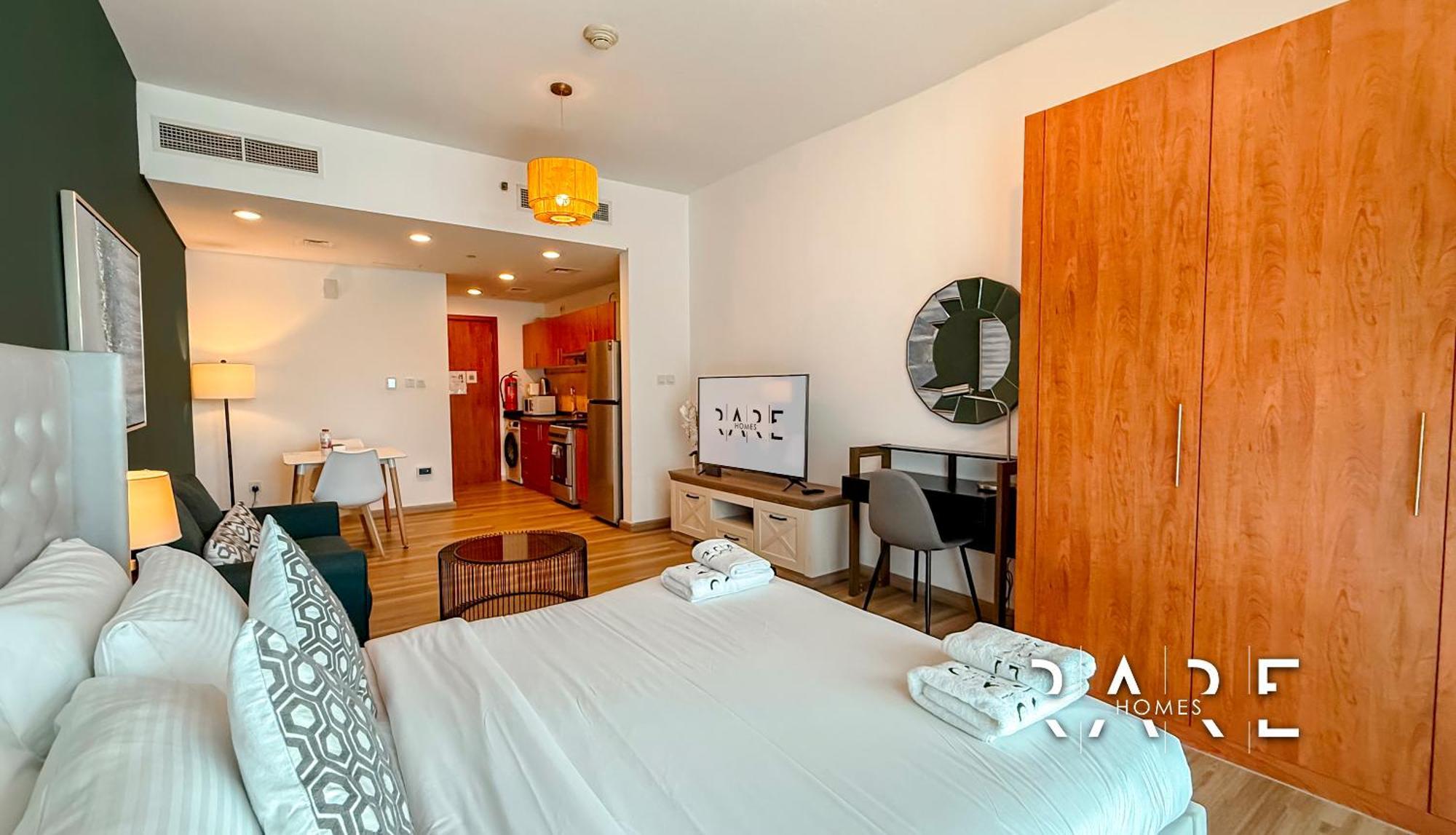 Rare Homes - View - The Crescent Tower A - Near Me'aisem Mall - R702 Apartment Dubai