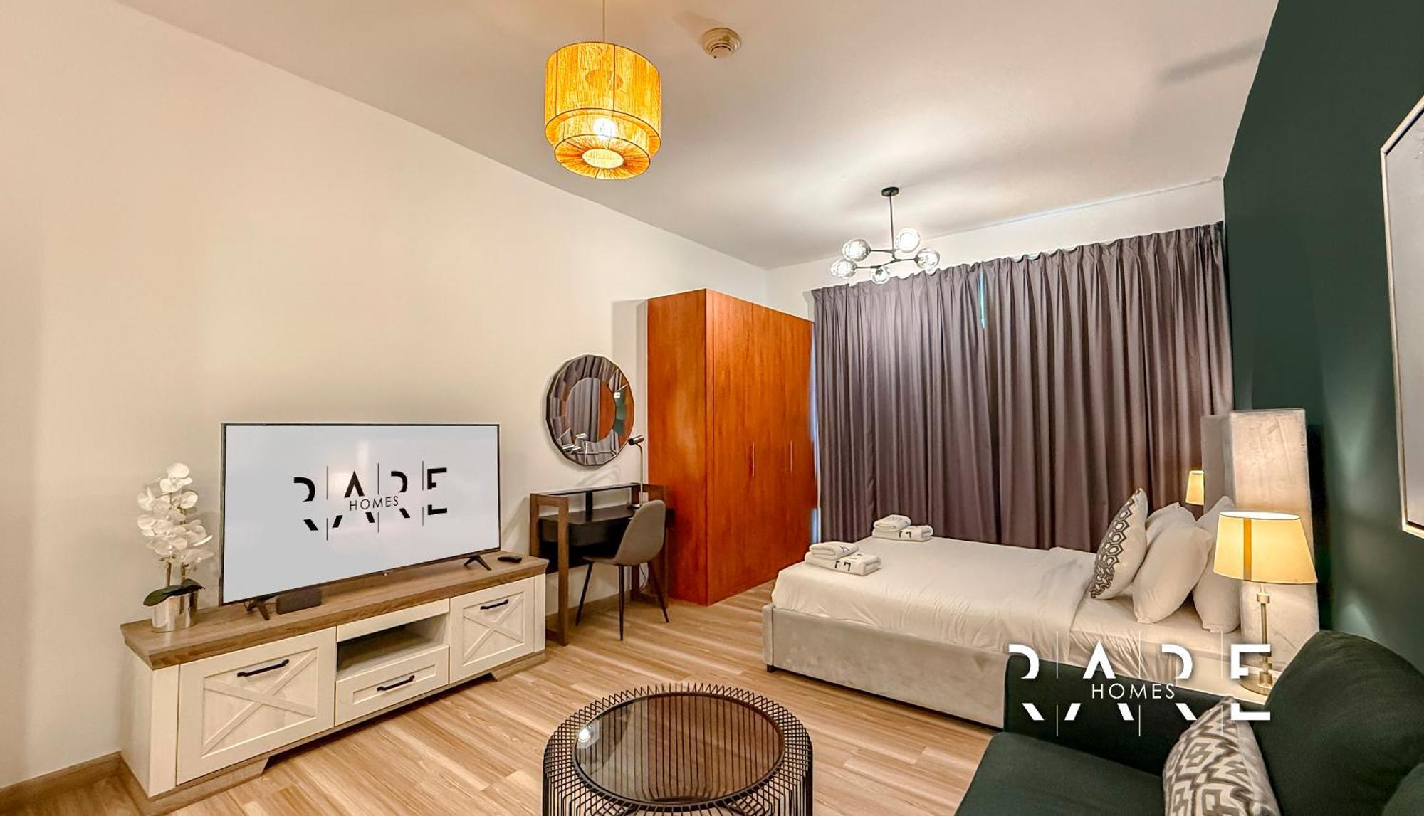 Rare Homes - View - The Crescent Tower A - Near Me'aisem Mall - R702 Apartment *