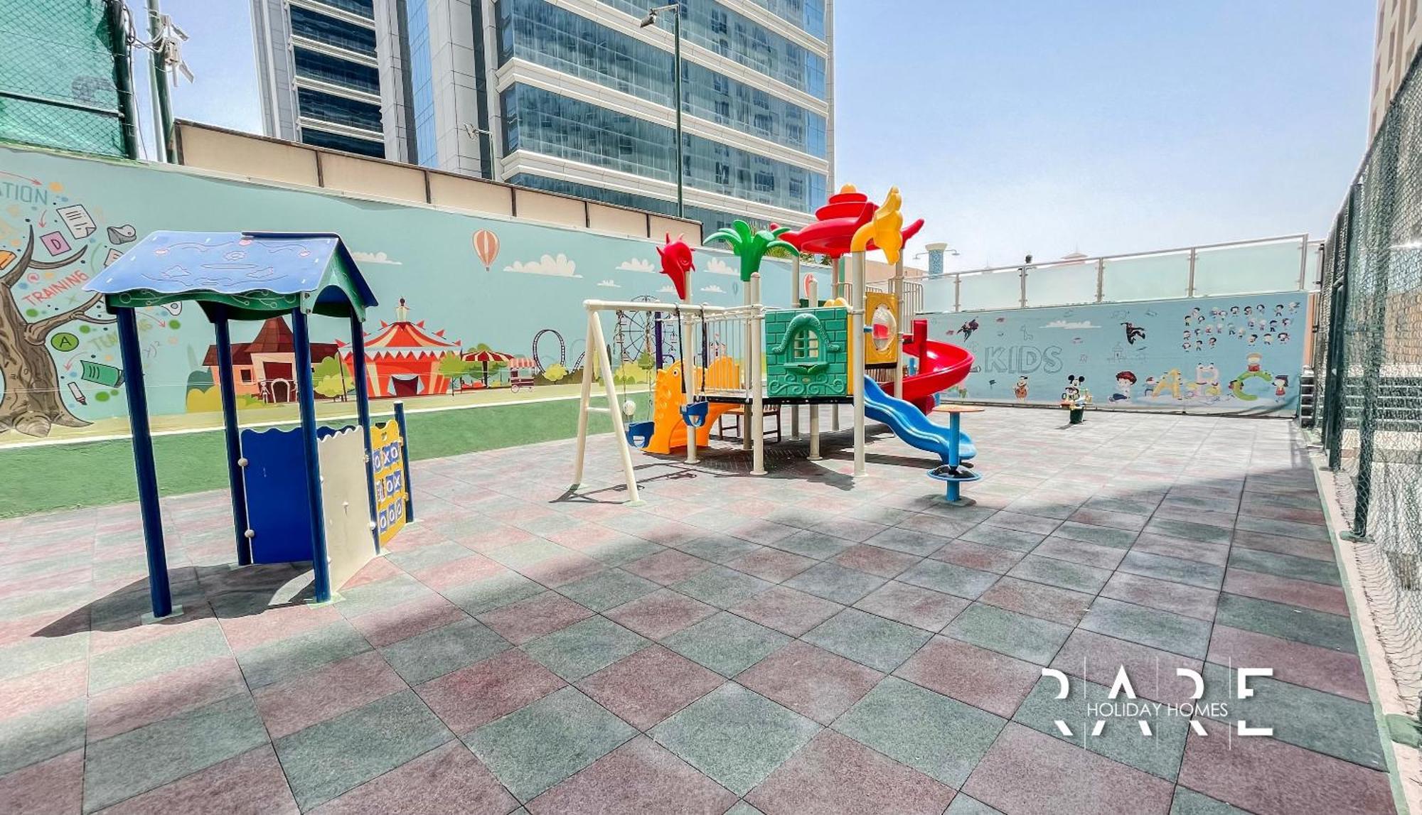 Rare Homes - Pool And View - The Crescent Tower A - Near Me'aisem Mall - R702 Dubai